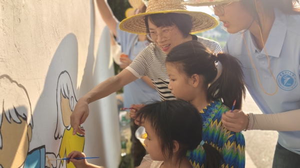 法治为笔 直播为翼 重庆理工大学“双引擎”绘就乡村振兴青春画卷