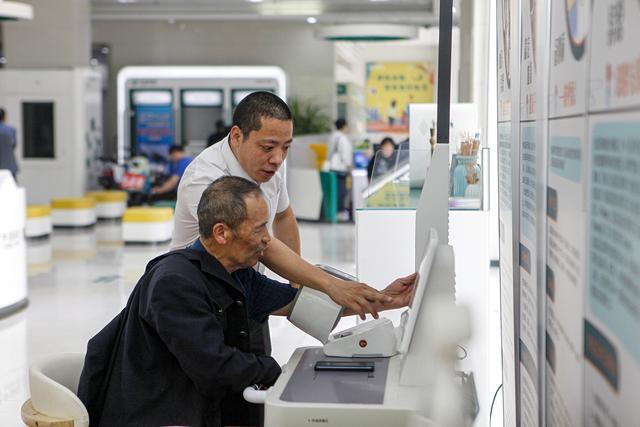 焦作邮政健康驿站暖民心(图3)