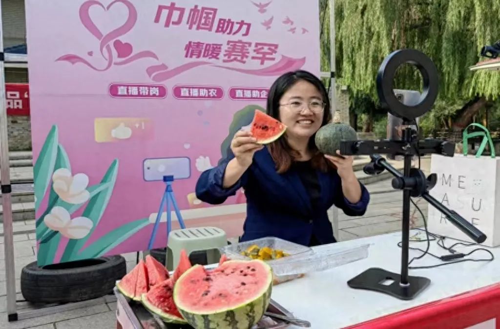 夏县电商直播比赛助力特色农产品“走出去”(图1)