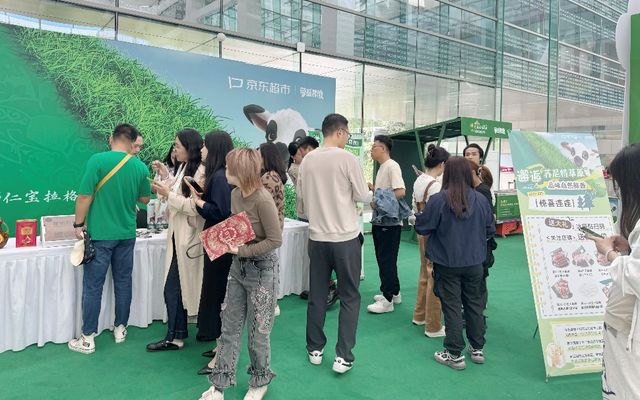 京东“奔富计划”再添硕果：京东超市全力推动内蒙苏尼特右旗优质产品销售增长(图2)