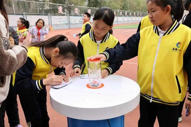 玩转100+课间微运动变身农产品带货达人…… 一周校园新鲜事(图16)