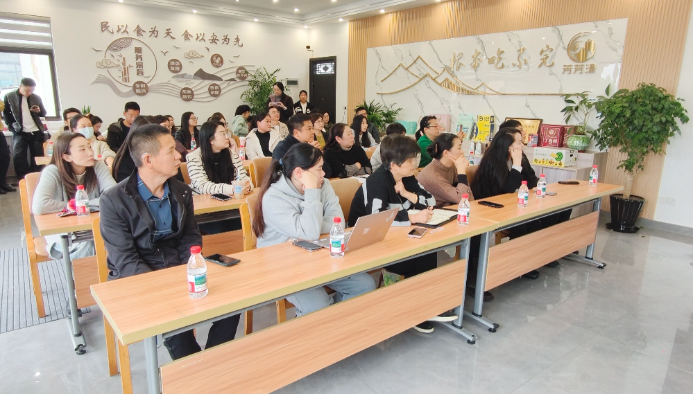 网格治理+直播助农！金山这里走出乡村振兴“新”路径(图1)