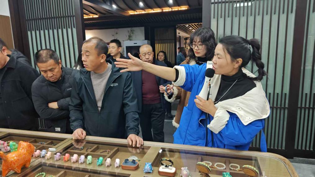 智启农创振兴田 育强晋中“新农芯”(图4)