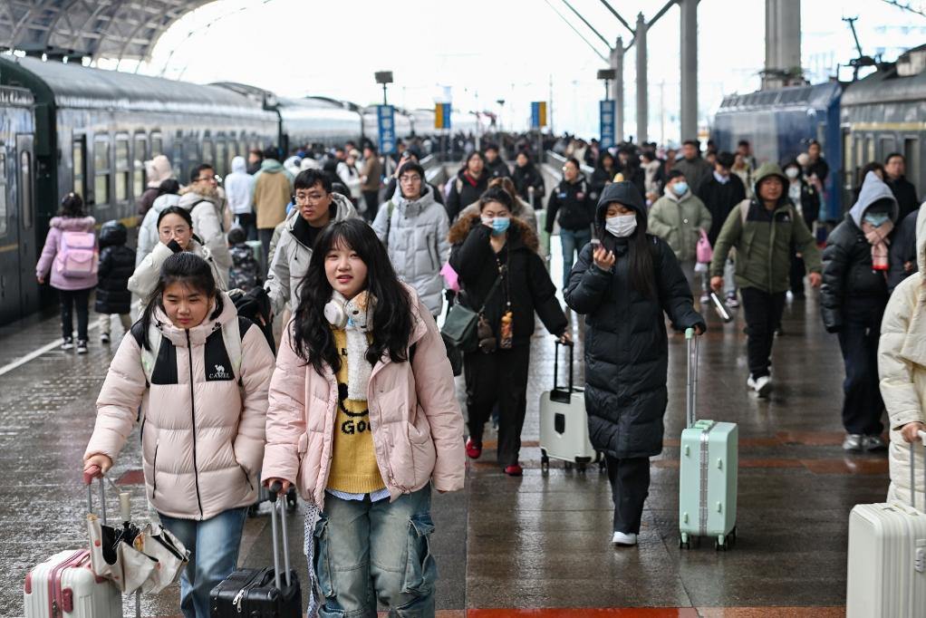 新场景点燃新需求 “情绪价值”成增长密码——元旦假期消费市场盘点(图1)