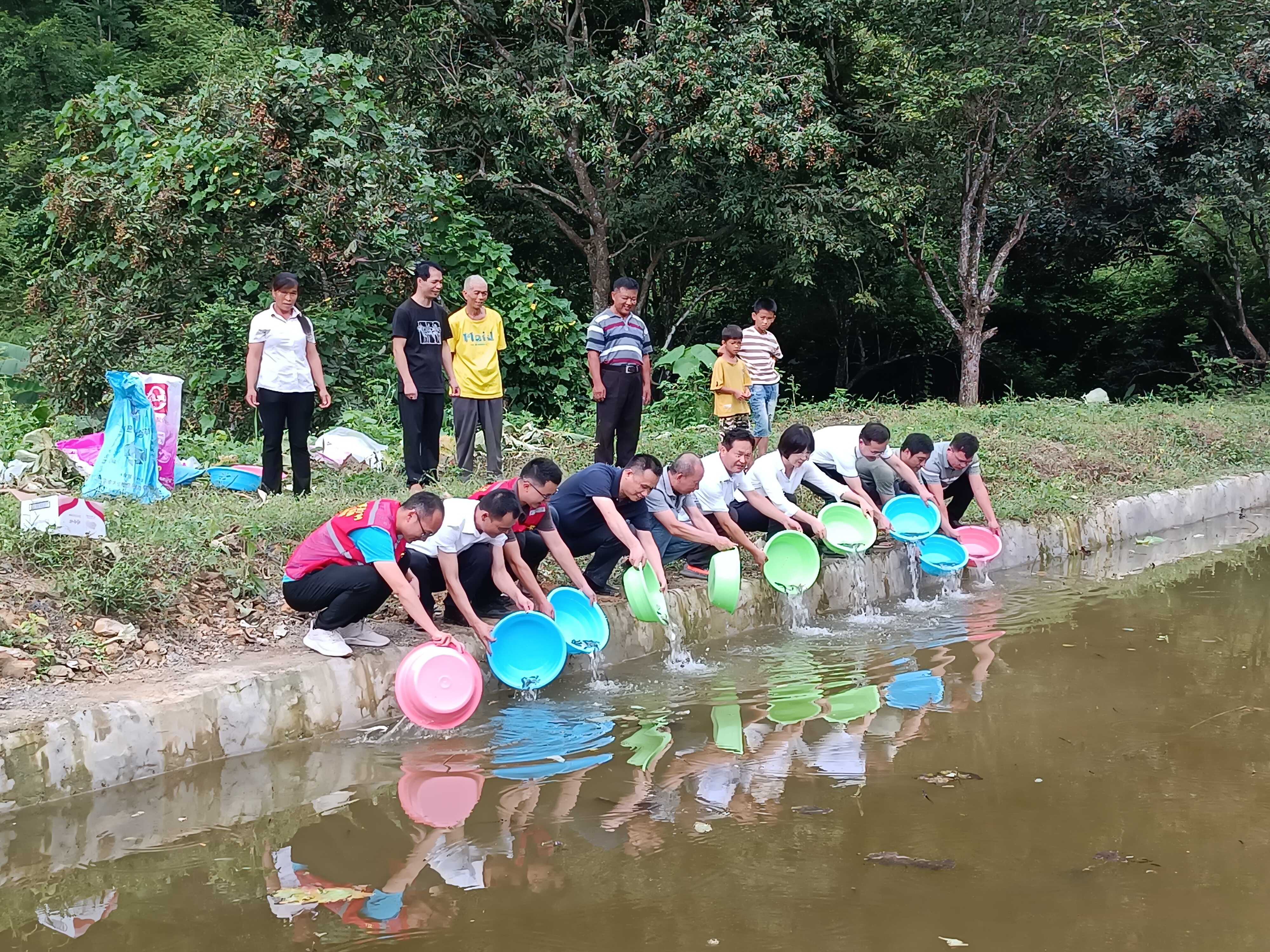 直播带货销售模式下农村农产品现状与出路问题