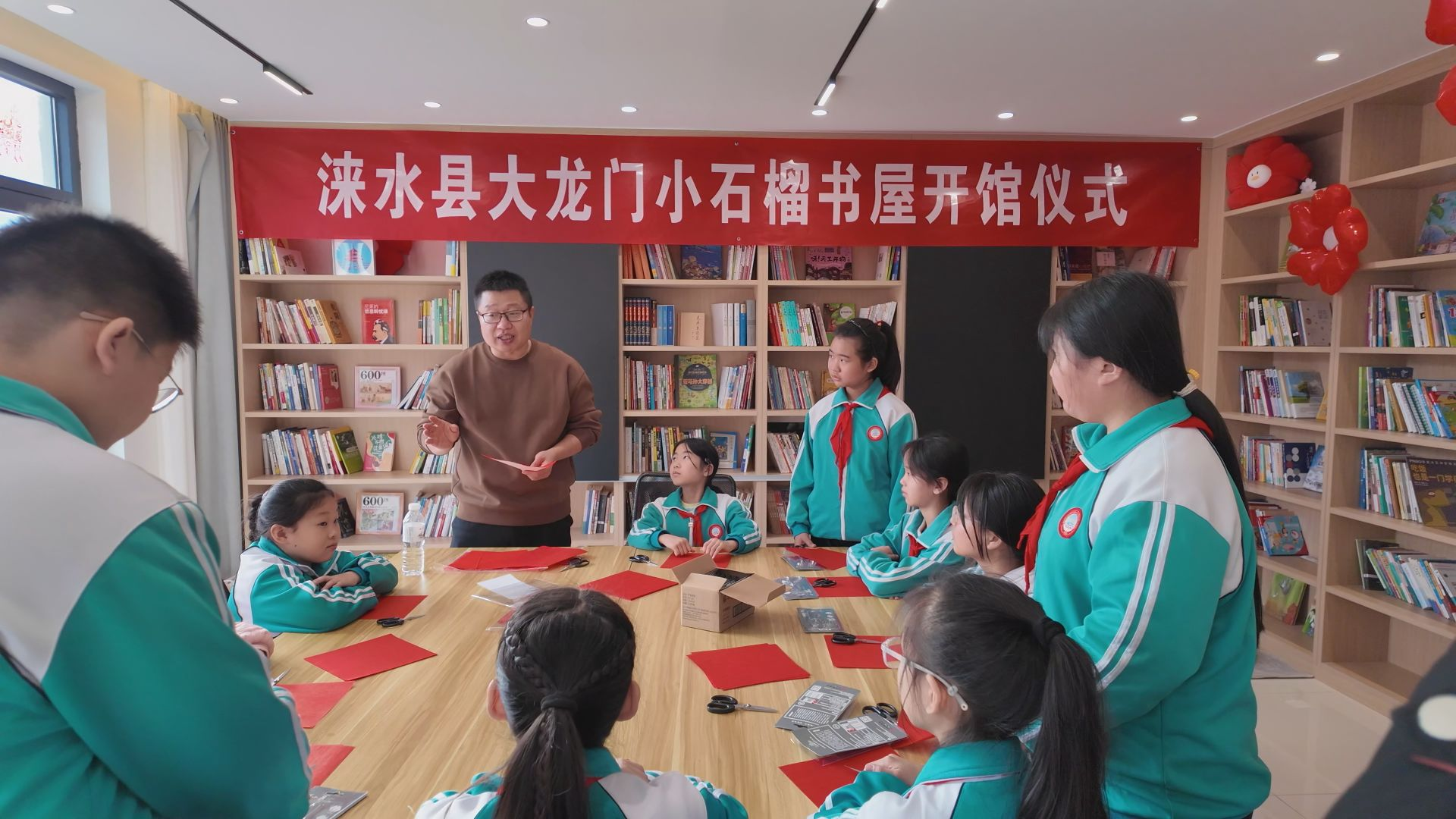 河北涞水：农产直播焕生机 古村大集藏温情(图3)