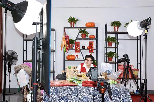 直播赋能！潞州区乡村年货借“云”飞向全国