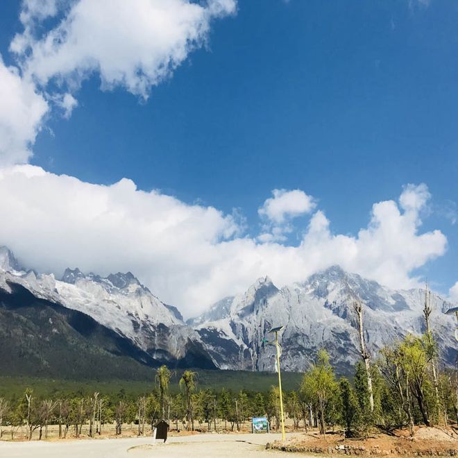 云南香格里拉10天9晚报团游攻略必去景点+特色美食攻略看完就懂(图2)