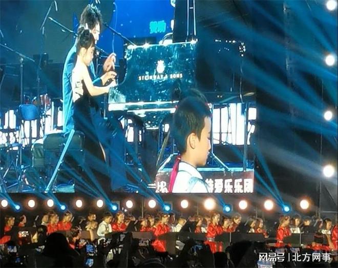 郎朗北疆草原音乐盛典：琴音激荡青城热爱点亮盛夏(图7)