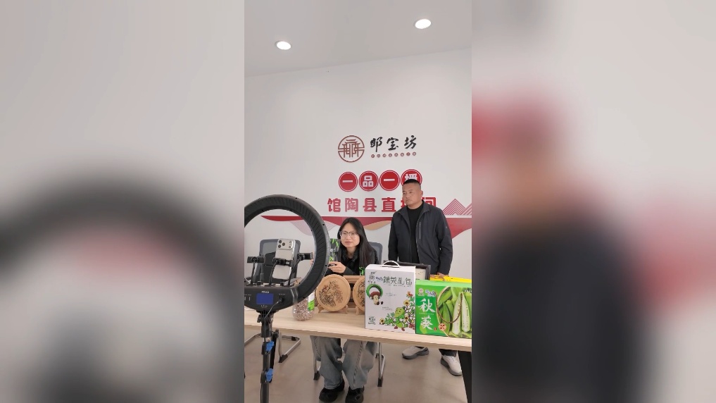 春耕新力量丨“乡村主播”“播”出乡村好光景(图2)