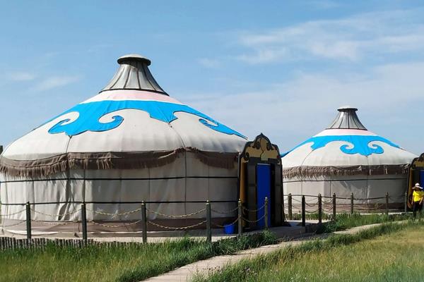 媒体聚焦·农民日报立体化产销“一张网” 草原鲜美“原味”出圈 ——内蒙古优质农畜产品畅达全国观察(图1)