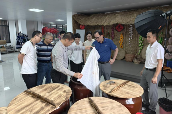 武陵“酸”出圈 电商“活”乡村(图2)