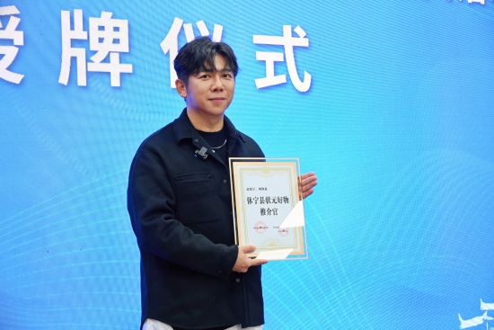 电商直播+村干部“代言” 沧州农产品卖得越来越好越来越远(图1)